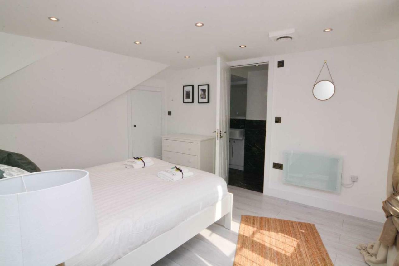 Apartment Wharf - Macarena Apartments Λονδίνο Δωμάτιο φωτογραφία